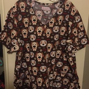 Scrub top dog prints